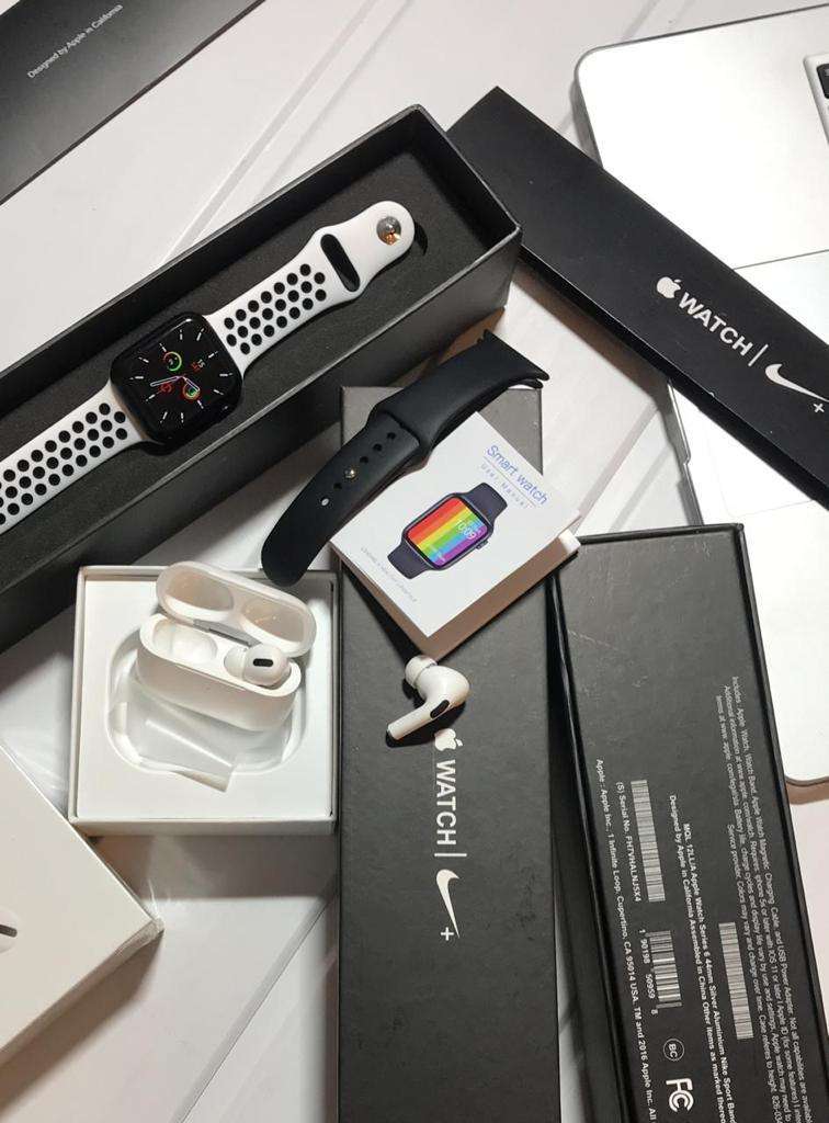 Iwatch Series6 44mm & AirPods Pro Combo Black Color